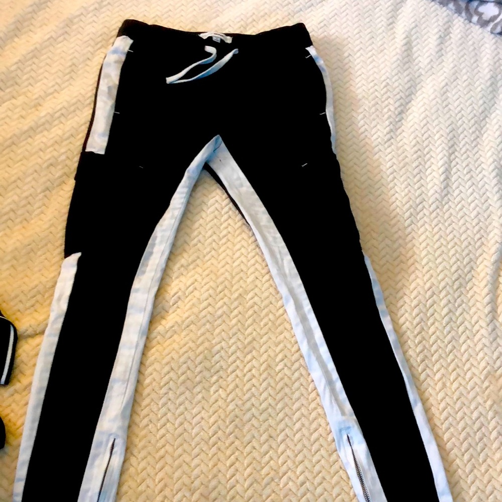 Blacks and white skinny jeans cargo pants